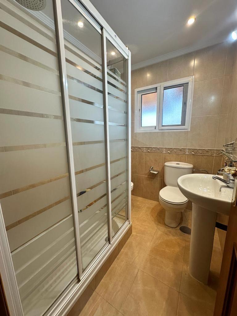 Apartamento Avenida ฟูเอนฮิโรลา ภายนอก รูปภาพ