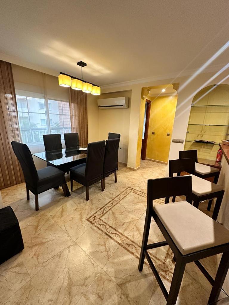 Apartamento Avenida ฟูเอนฮิโรลา ภายนอก รูปภาพ